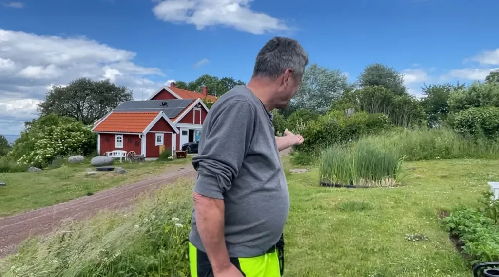 Enskilt avlopp med Bioreningsverk på avstyckade tomter i Kråkeryd YouTube(1)